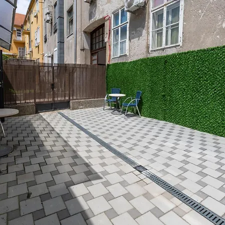 Inn The Center Zagreb Studio Apartment Exterior photo
